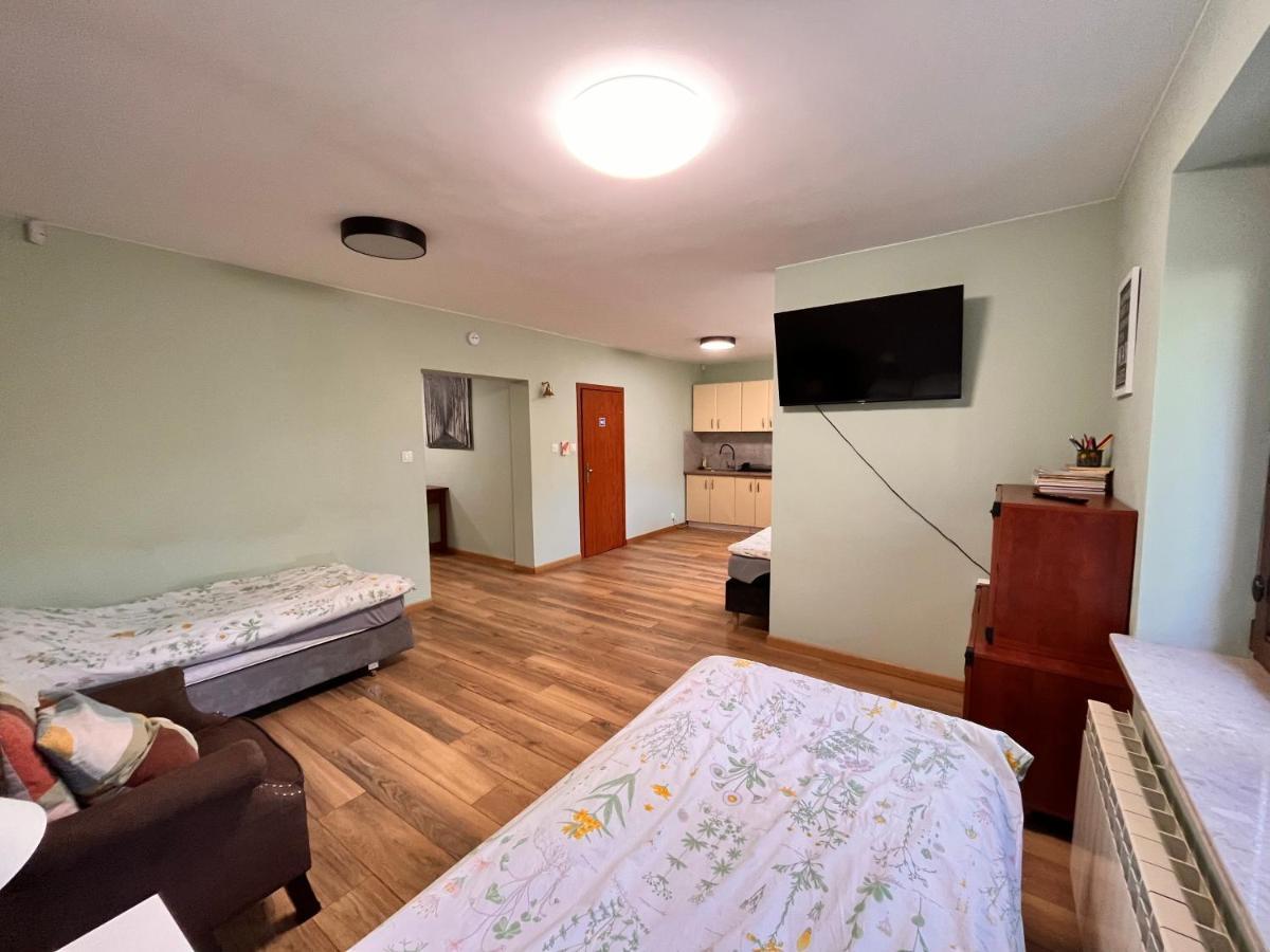 Green Albatros 48M With Bathroom Warszawa Exteriör bild
