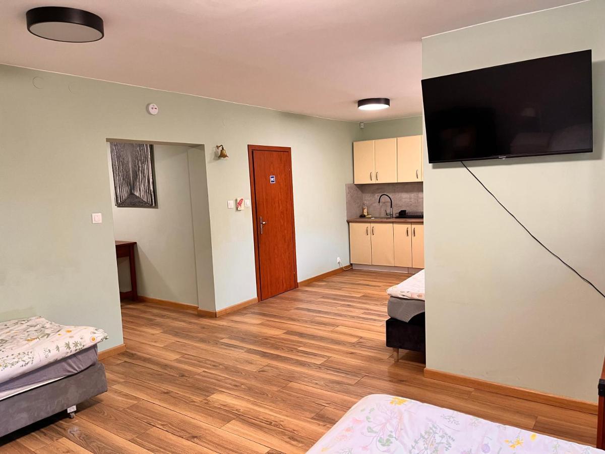 Green Albatros 48M With Bathroom Warszawa Exteriör bild